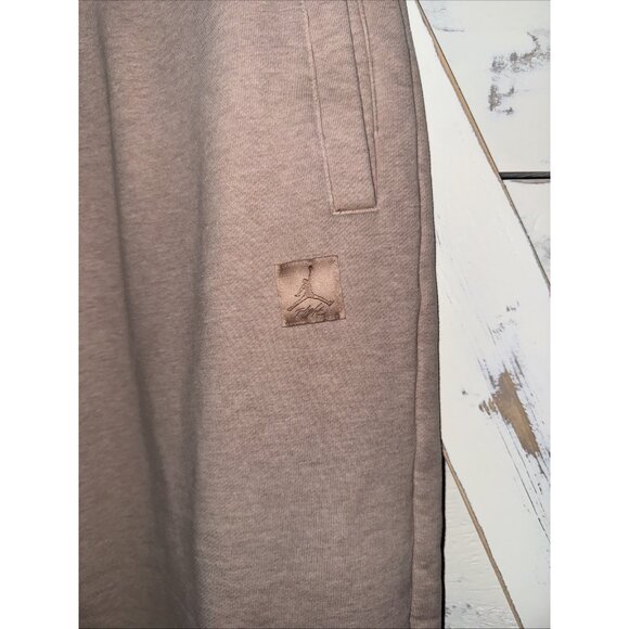 Jordan Flight Fleece Oatmeal Tan Beige Women's Pants, Size XL, FB5113-245 - Picture 8 of 13